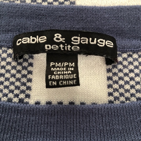 Cable & Gauge Knitted Short Sleeve Gingham Top - Picture 3 of 4